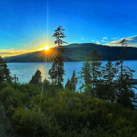 Вілла Port Renfrew Oceanfront Retreat Екстер'єр фото