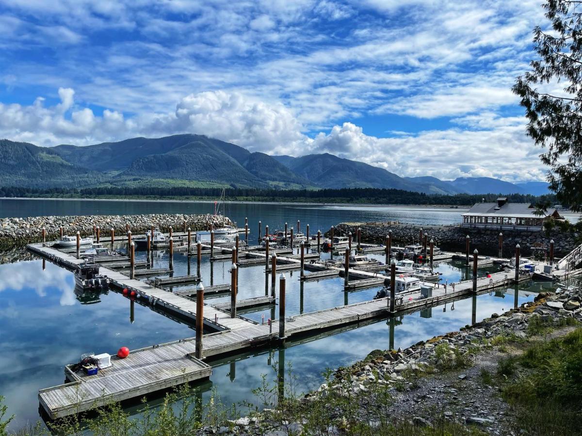 Вілла Port Renfrew Oceanfront Retreat Екстер'єр фото